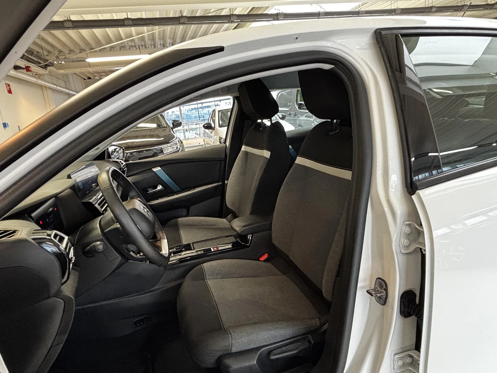 Hoofdafbeelding Citroën ë-C4