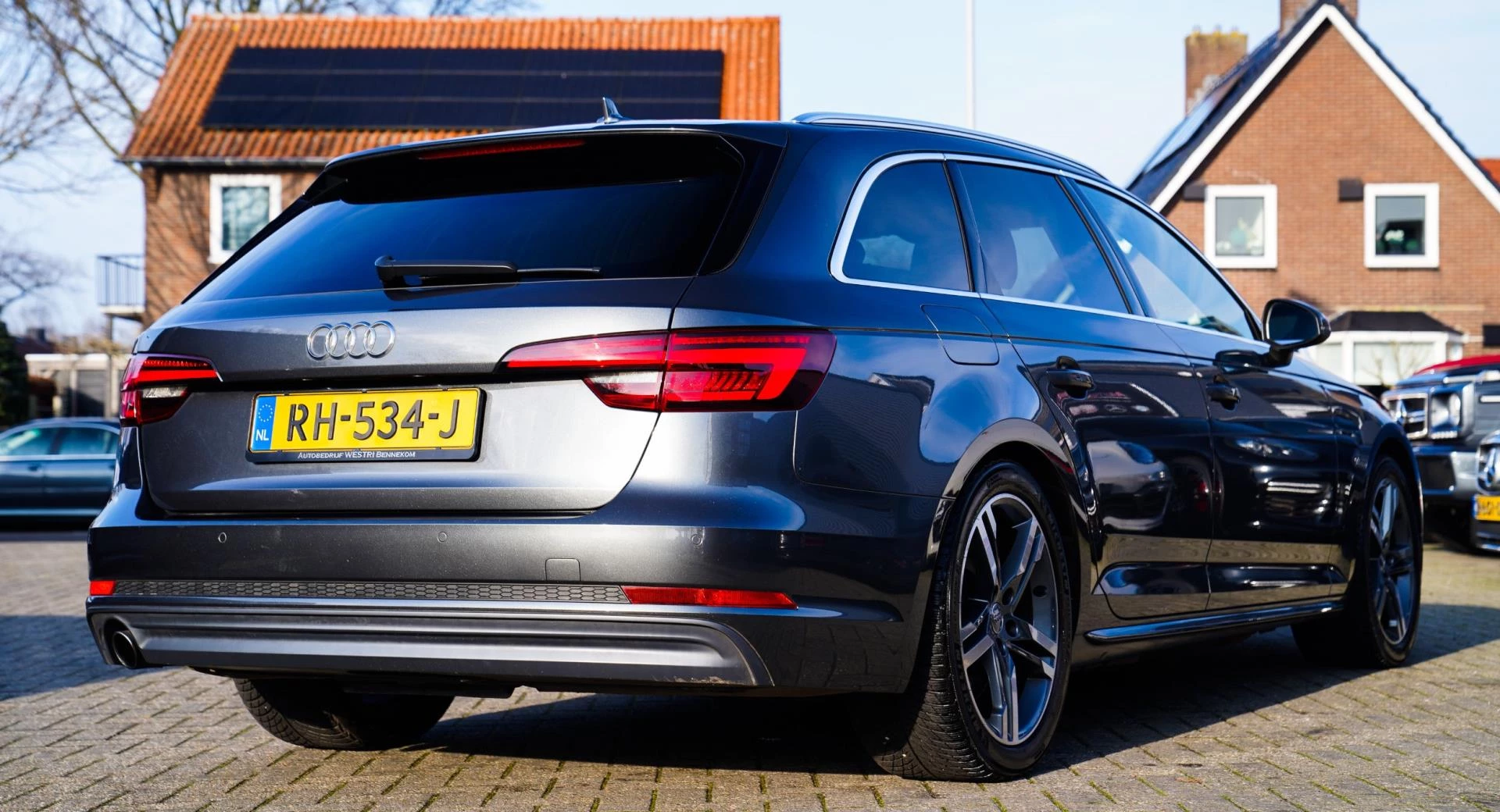 Hoofdafbeelding Audi A4