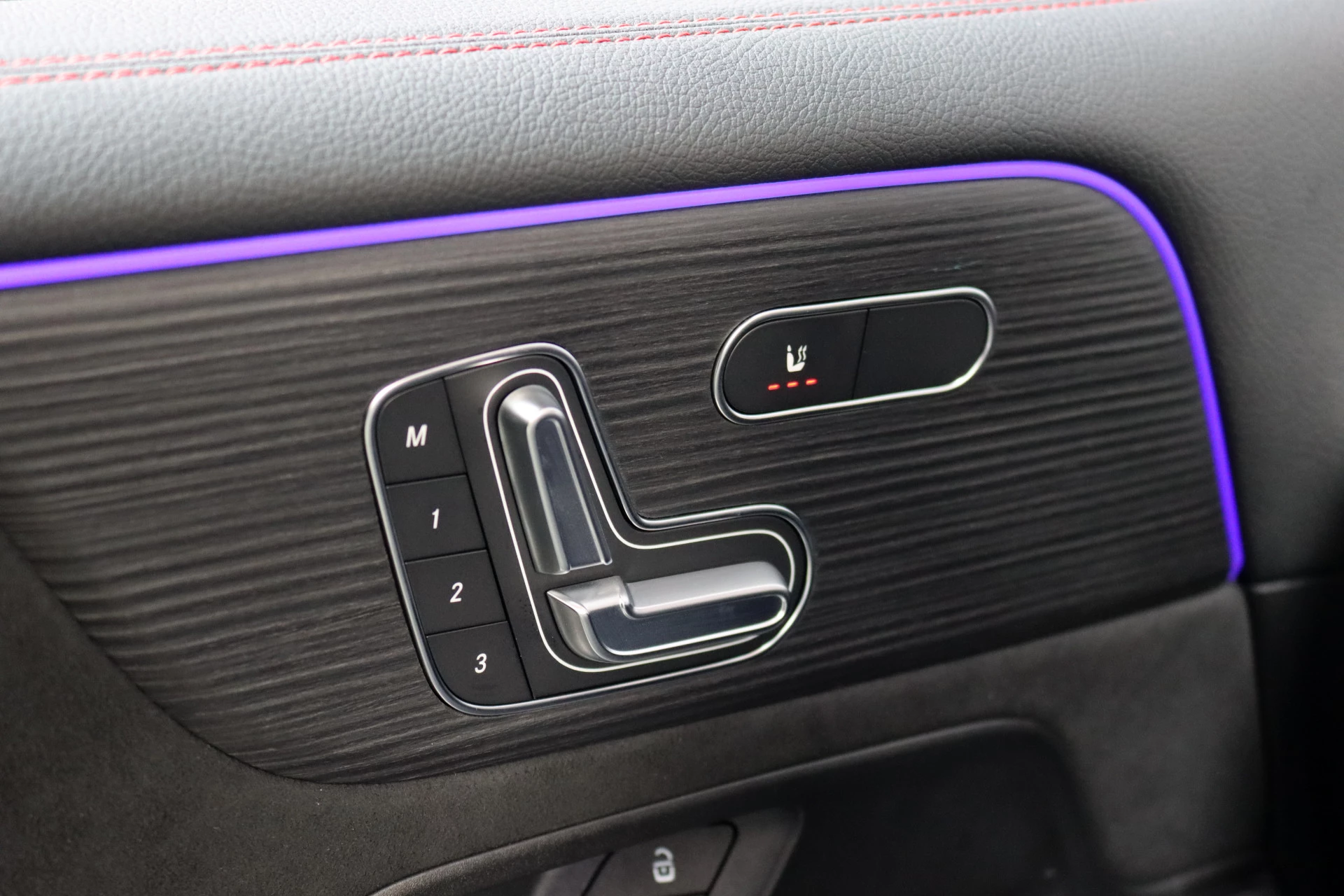 Hoofdafbeelding Mercedes-Benz EQB