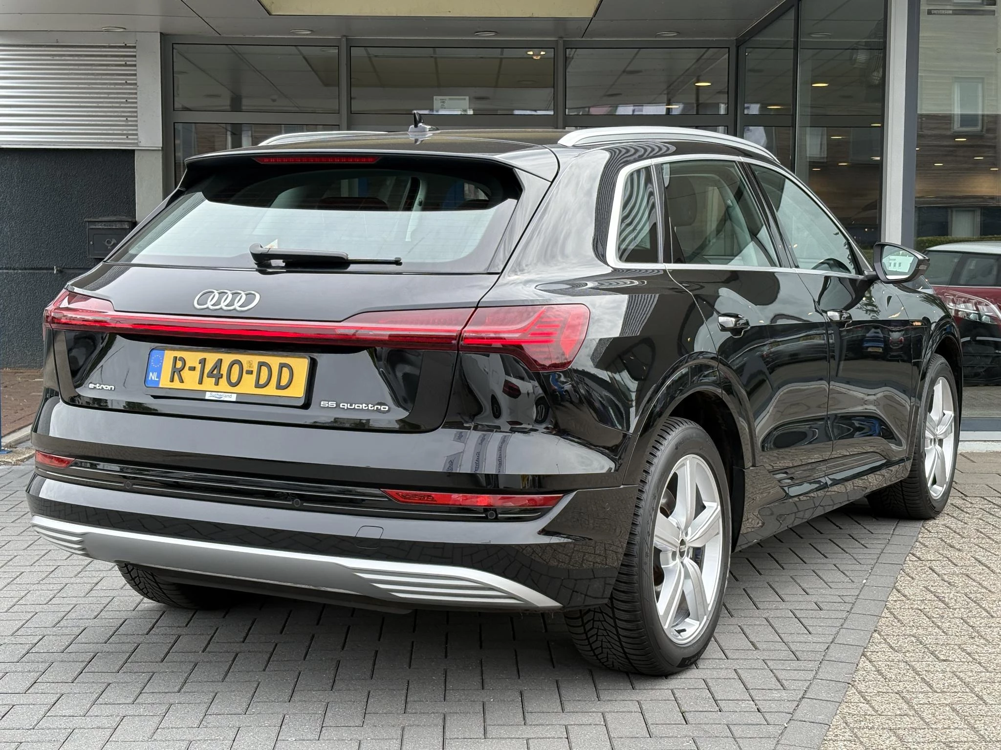 Hoofdafbeelding Audi e-tron