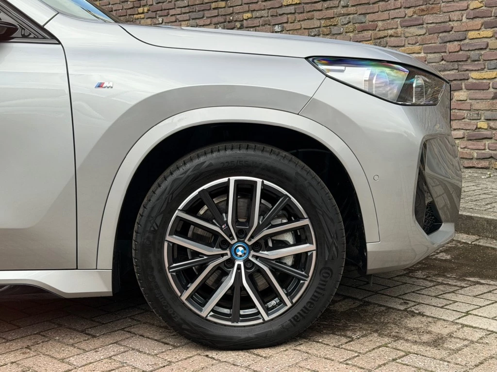 Hoofdafbeelding BMW iX1