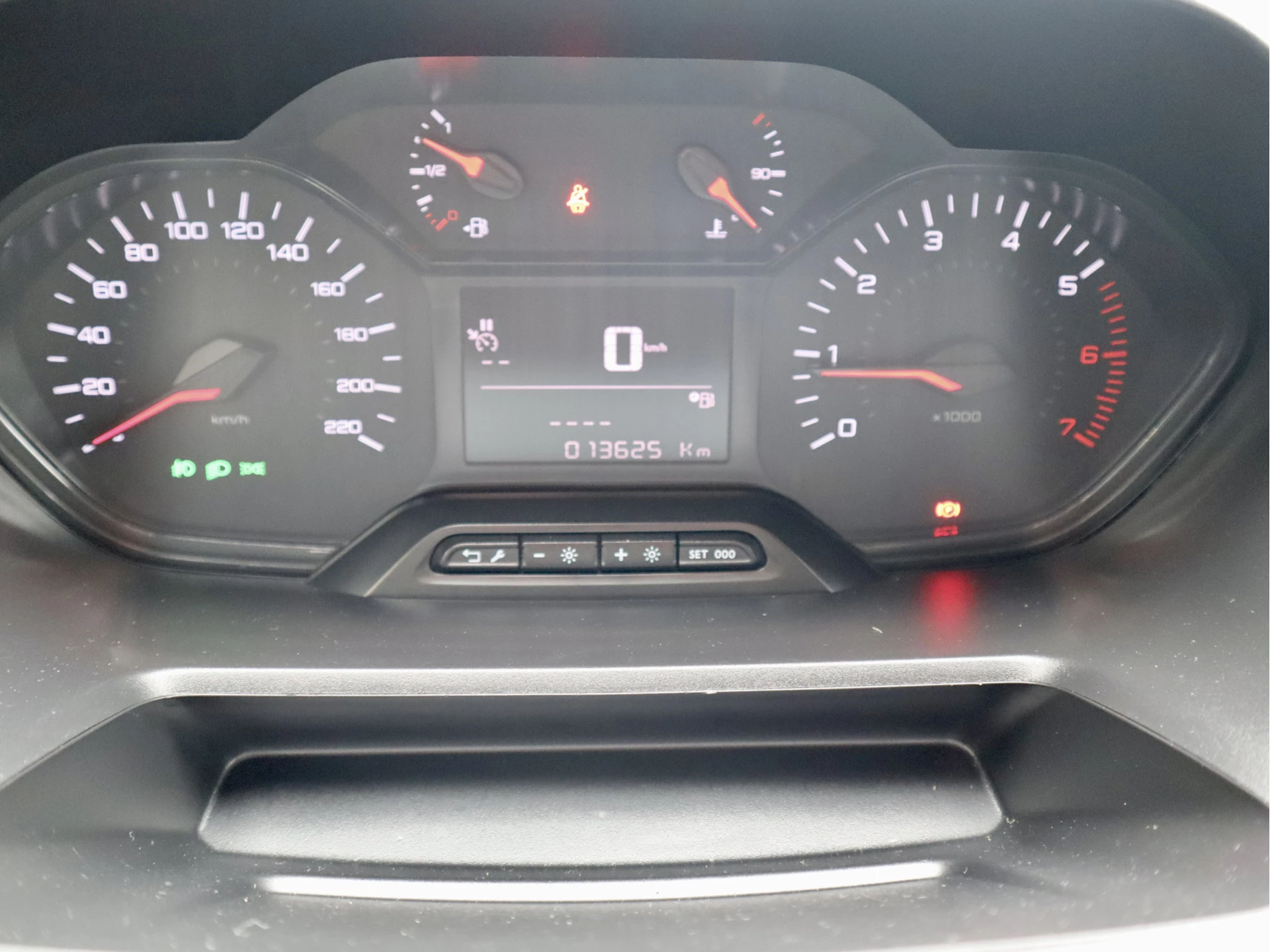 Hoofdafbeelding Peugeot Partner