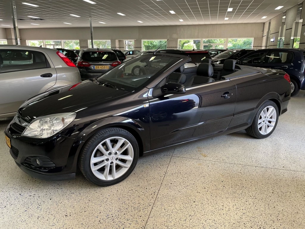 Hoofdafbeelding Opel Cabrio