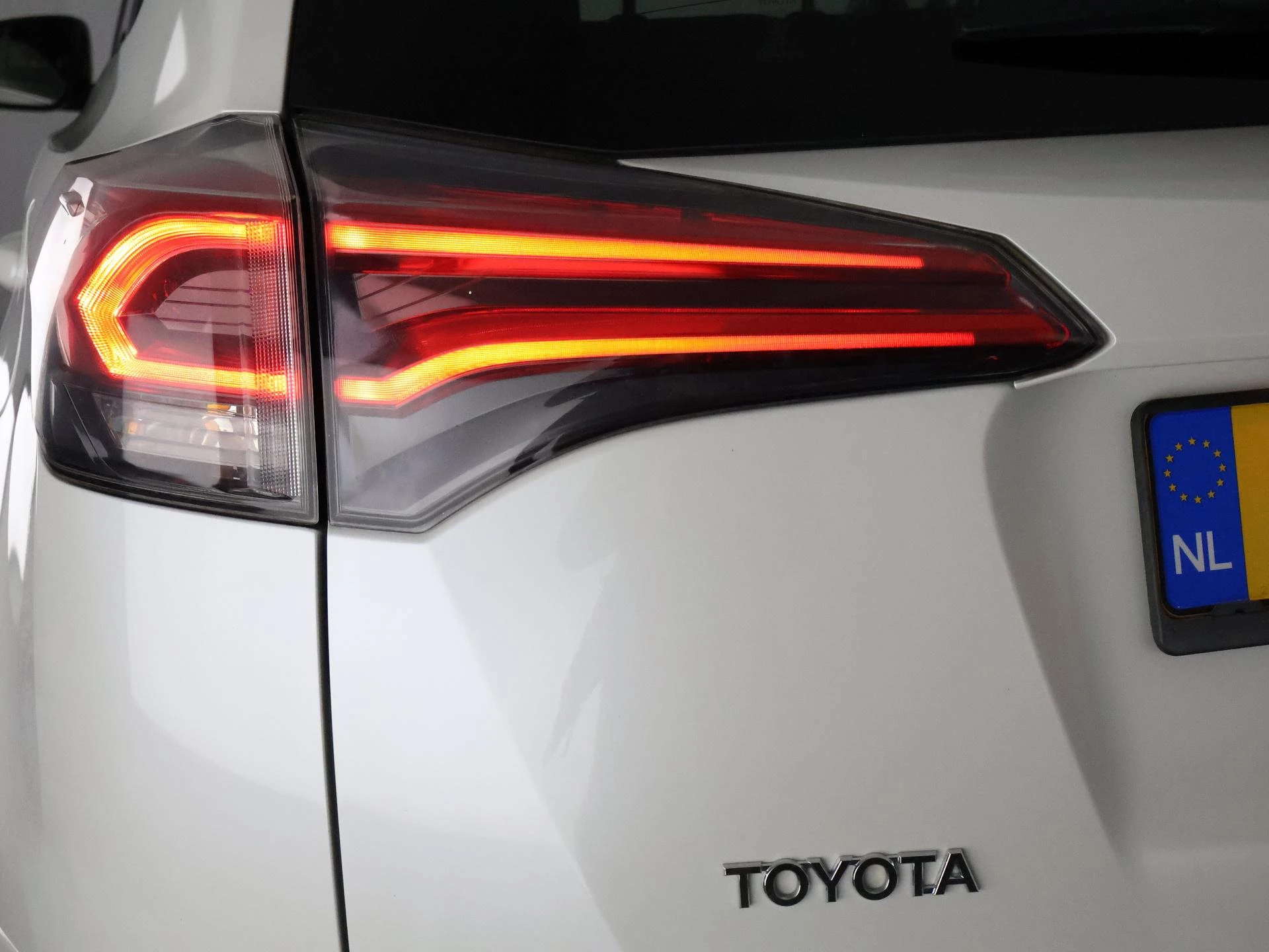 Hoofdafbeelding Toyota RAV4