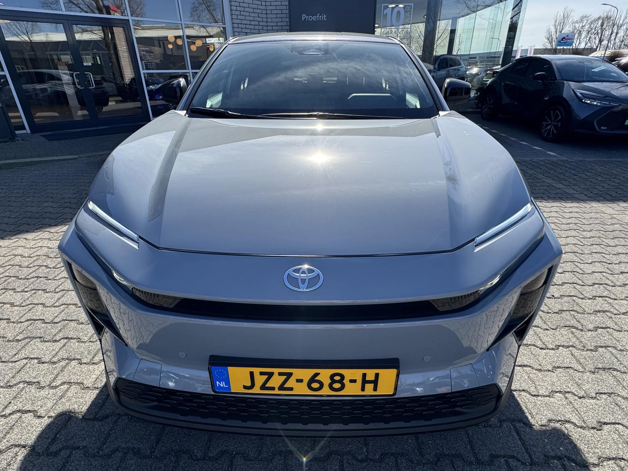 Hoofdafbeelding Toyota C-HR+