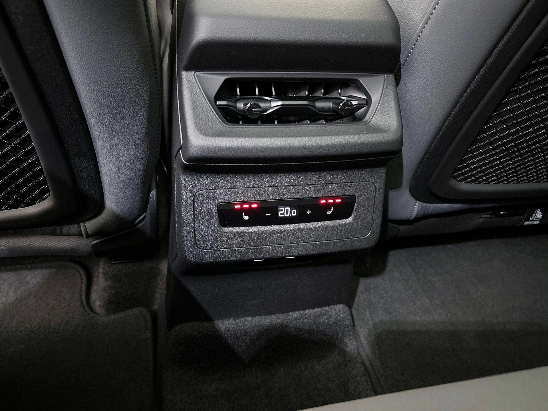 Hoofdafbeelding Audi SQ6 e-tron