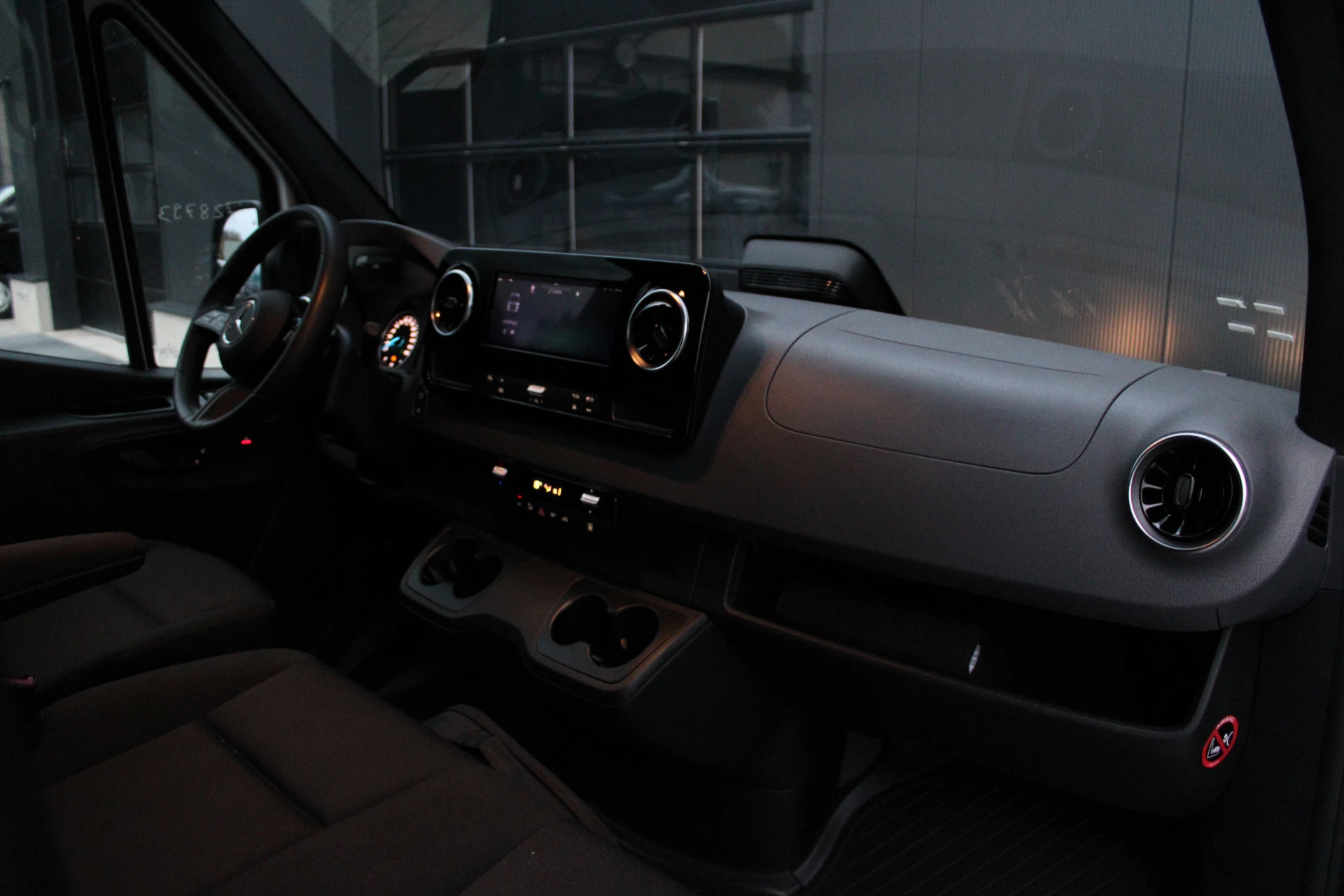 Hoofdafbeelding Mercedes-Benz eSprinter