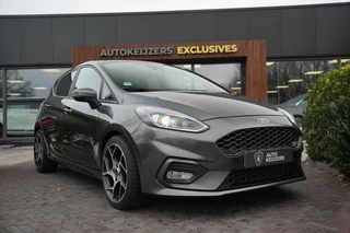 Ford Fiesta 1.5 EcoBoost ST-3 Panoramadak Cruise Recaro LED Keyless