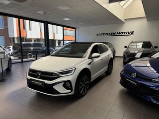 Hoofdafbeelding Volkswagen Taigo Volkswagen Taigo 1.5 TSI R-Line / Pano / CarPlay /