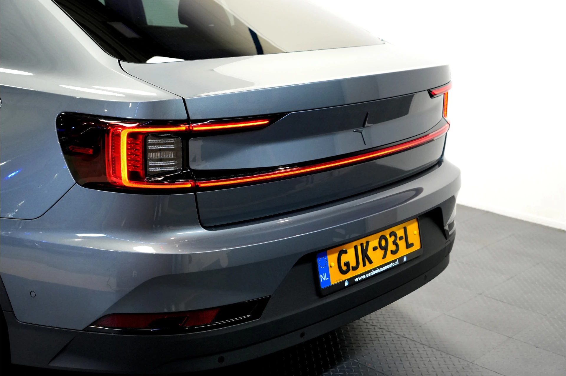 Hoofdafbeelding Polestar 2