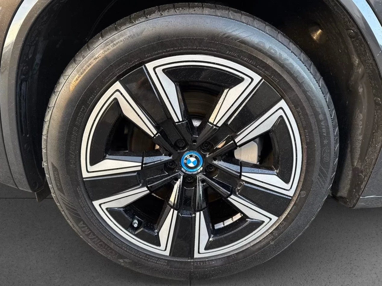 Hoofdafbeelding BMW iX3