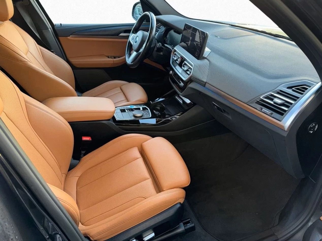 Hoofdafbeelding BMW iX3