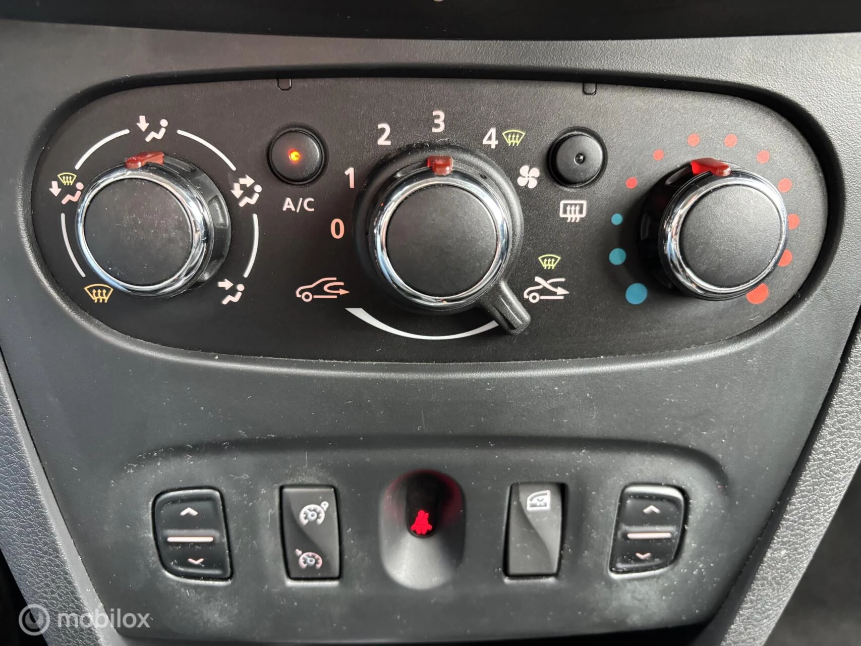 Hoofdafbeelding Dacia Logan