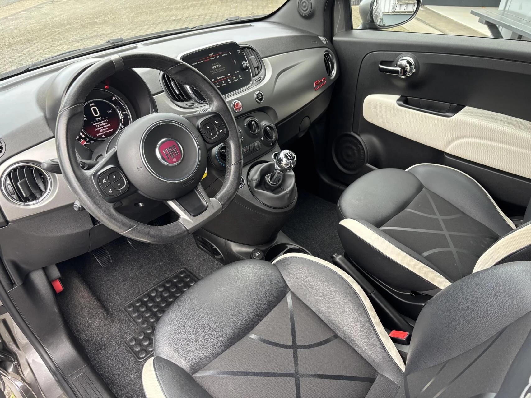 Hoofdafbeelding Fiat 500