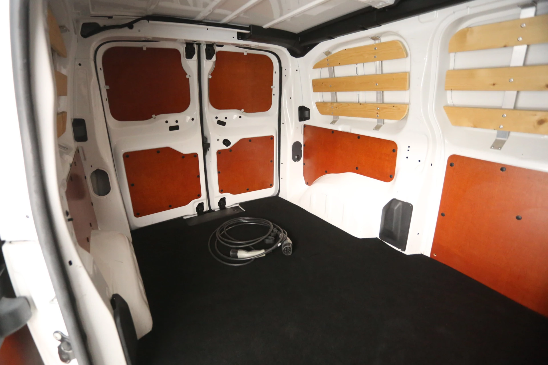 Hoofdafbeelding Peugeot e-Expert