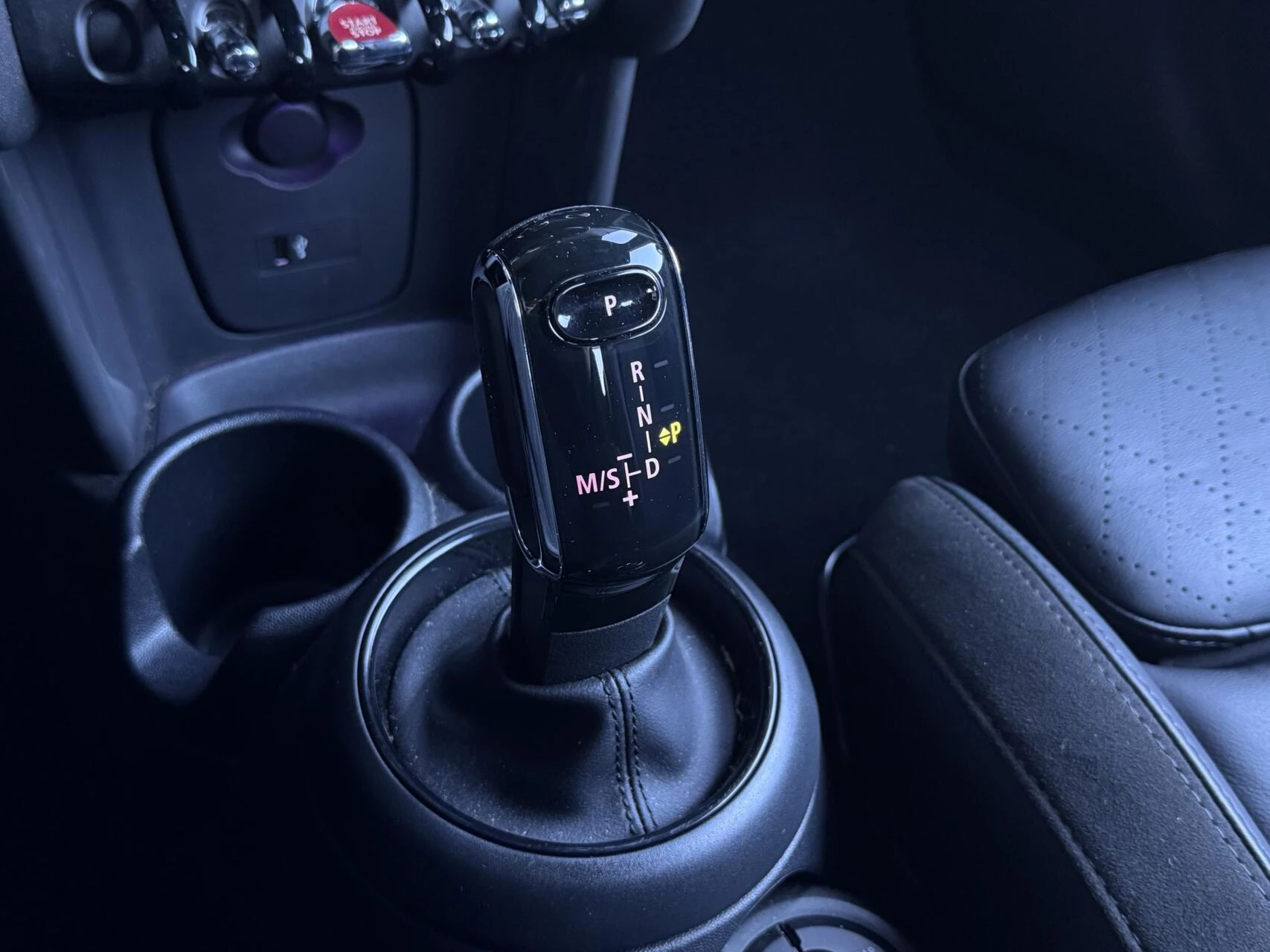 Hoofdafbeelding MINI Cooper Cabrio