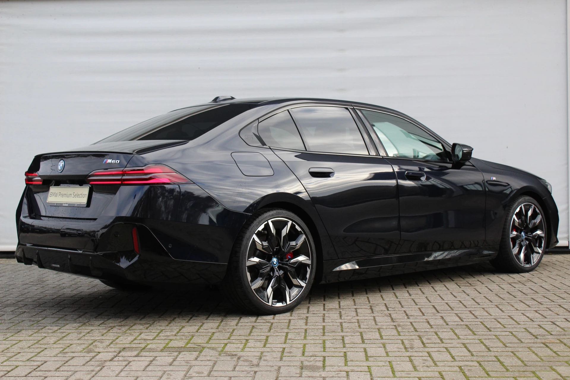 Hoofdafbeelding BMW i5