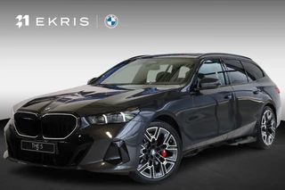 BMW 5 serie Touring 520i M Sportpakket Pro | Comfort Pack | Travel Pack | Innovation Pack | Trekhaak | Bowers & Wilkins | Panoramadak | Showroom Selection