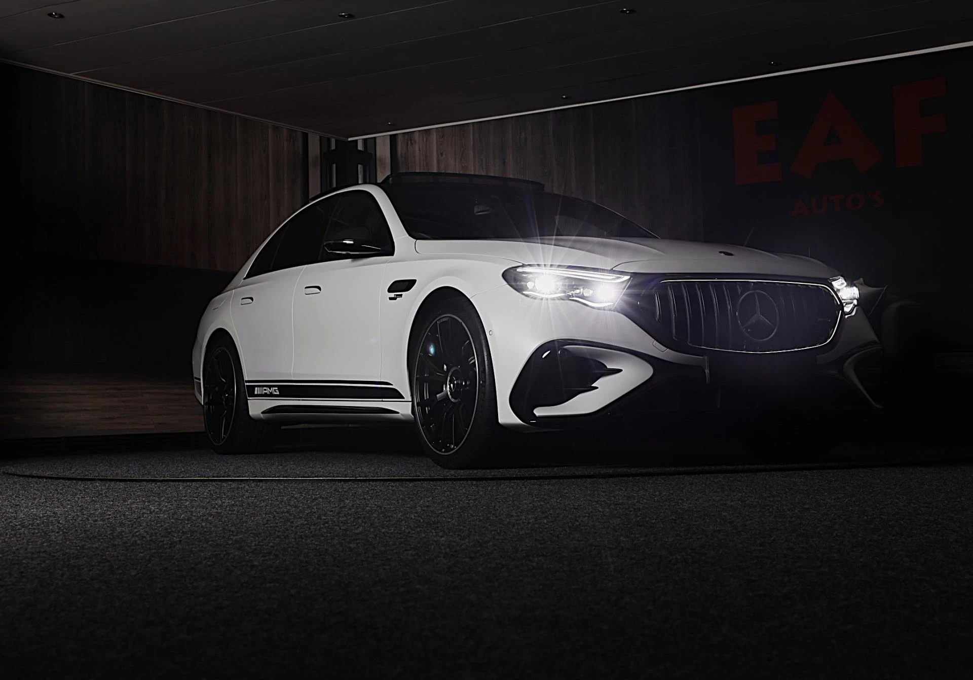 Hoofdafbeelding Mercedes-Benz E-Klasse