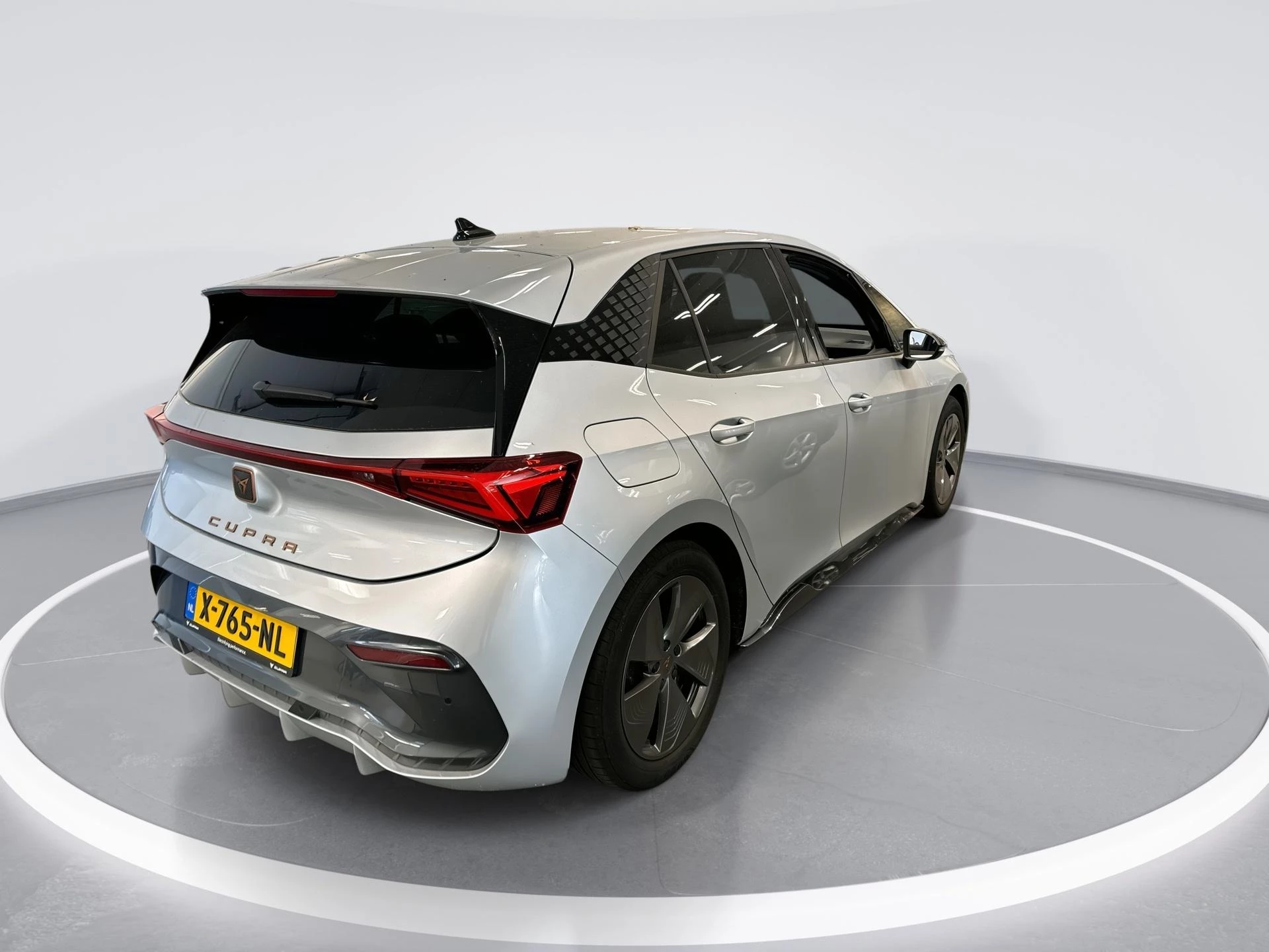 Hoofdafbeelding CUPRA Born