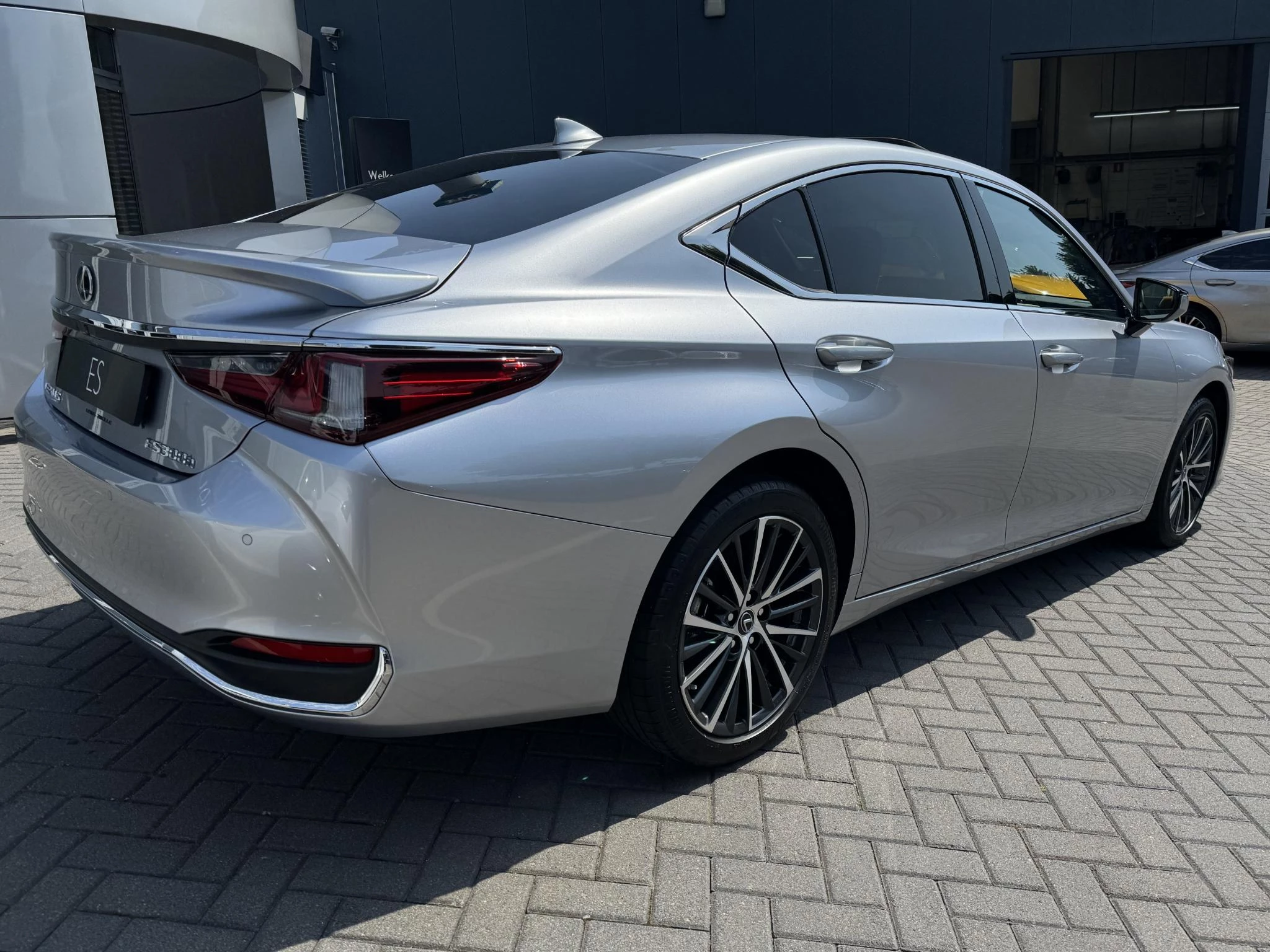 Hoofdafbeelding Lexus ES