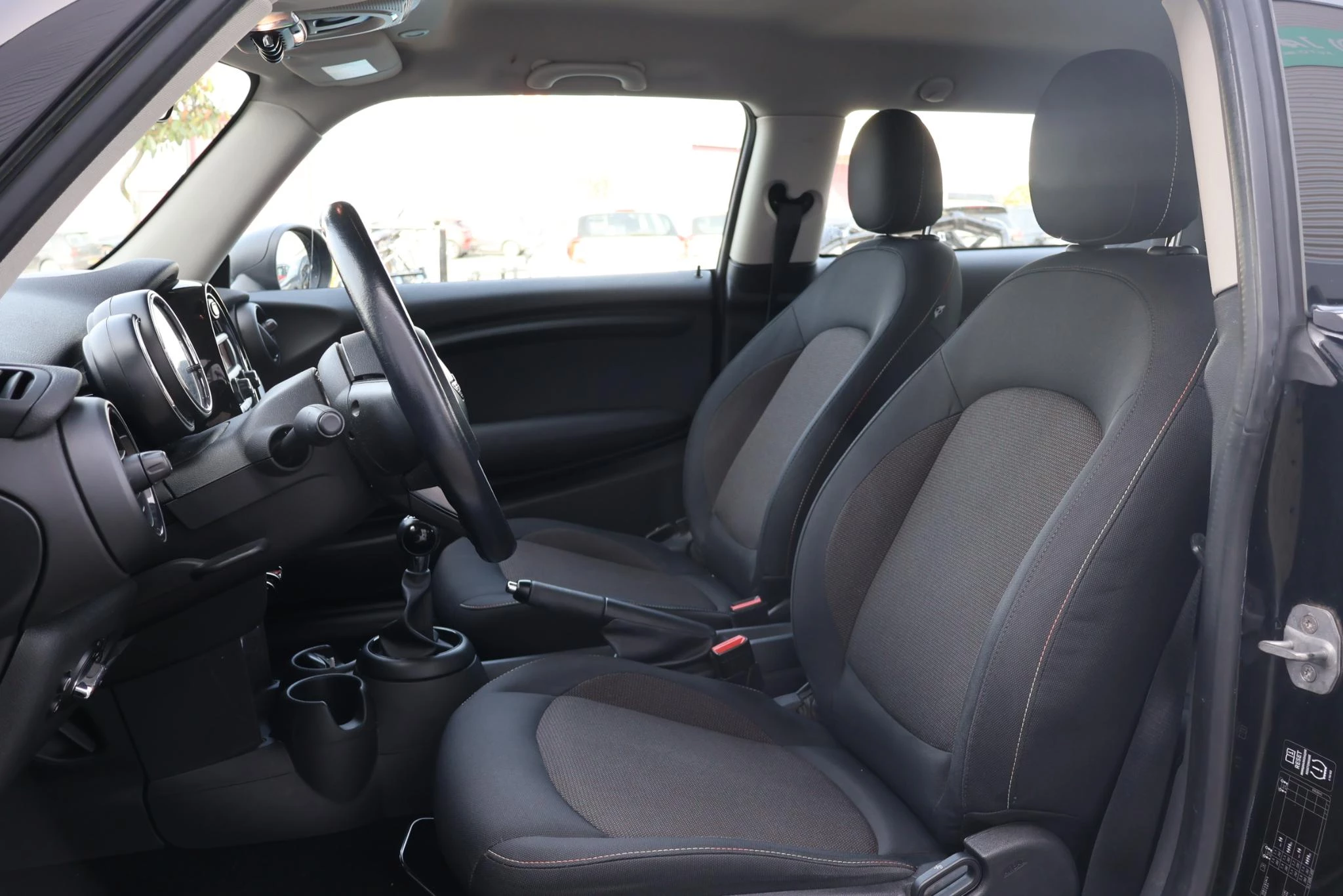 Hoofdafbeelding MINI One