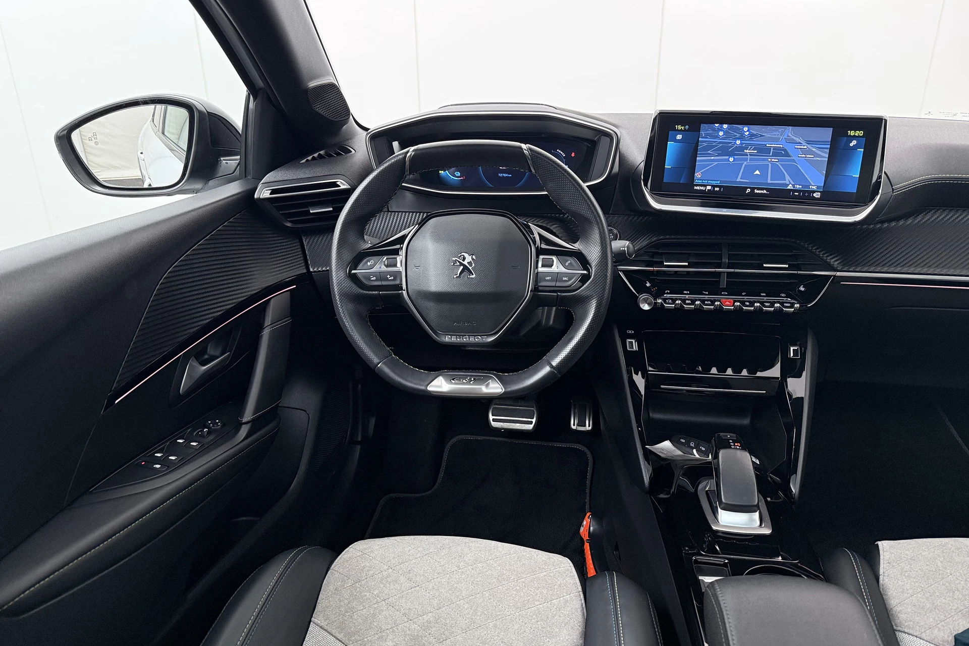 Hoofdafbeelding Peugeot e-208