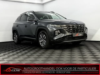 Hyundai Tucson 1.6 T-GDI MHEV Comfort Smart Camera, Navi, Stoelverwarming, Keyless start, Elektrische achterklep, Rijstrook correctie, Cruise control, Virtual desk