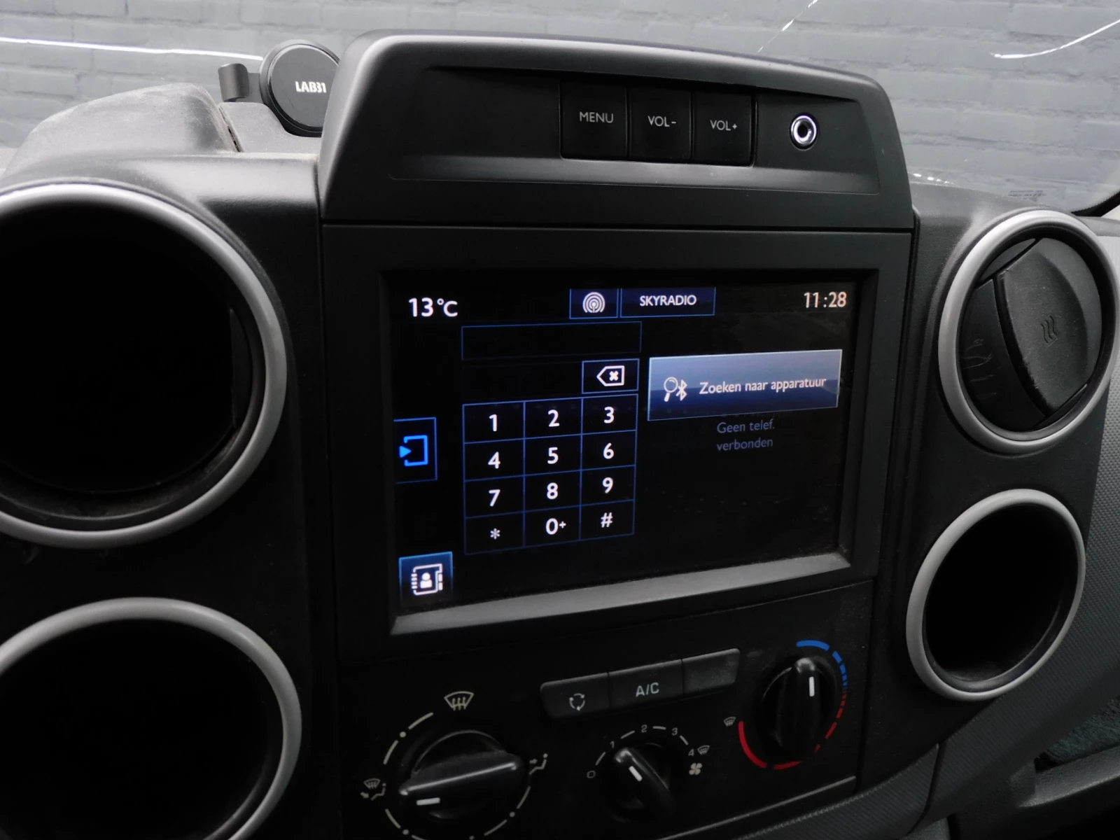 Hoofdafbeelding Peugeot Partner