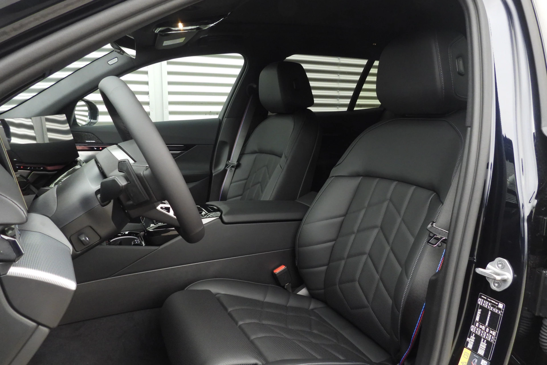 Hoofdafbeelding BMW i5