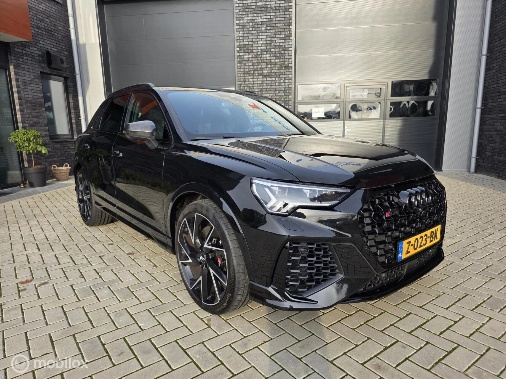 Hoofdafbeelding Audi RSQ3