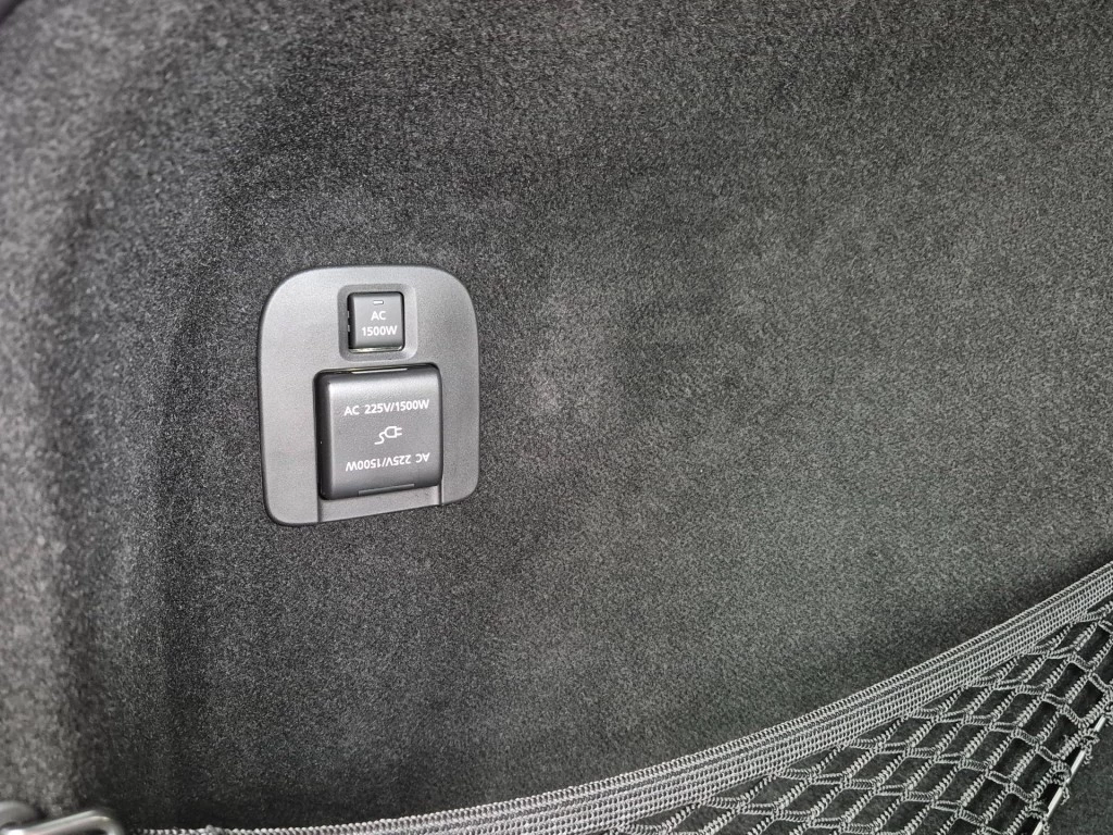 Hoofdafbeelding Mazda CX-60