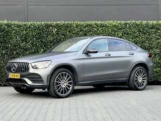 Hoofdafbeelding Mercedes-Benz GLC Mercedes GLC-klasse 300e 4MATIC AMG-PAKKET, PANO, BURMESTER, 360 CAMERA, DODEHOEK, KEYLESS, CARBON, ELEKTRISCH STUURWIEL, LICHTMETAAL 20"