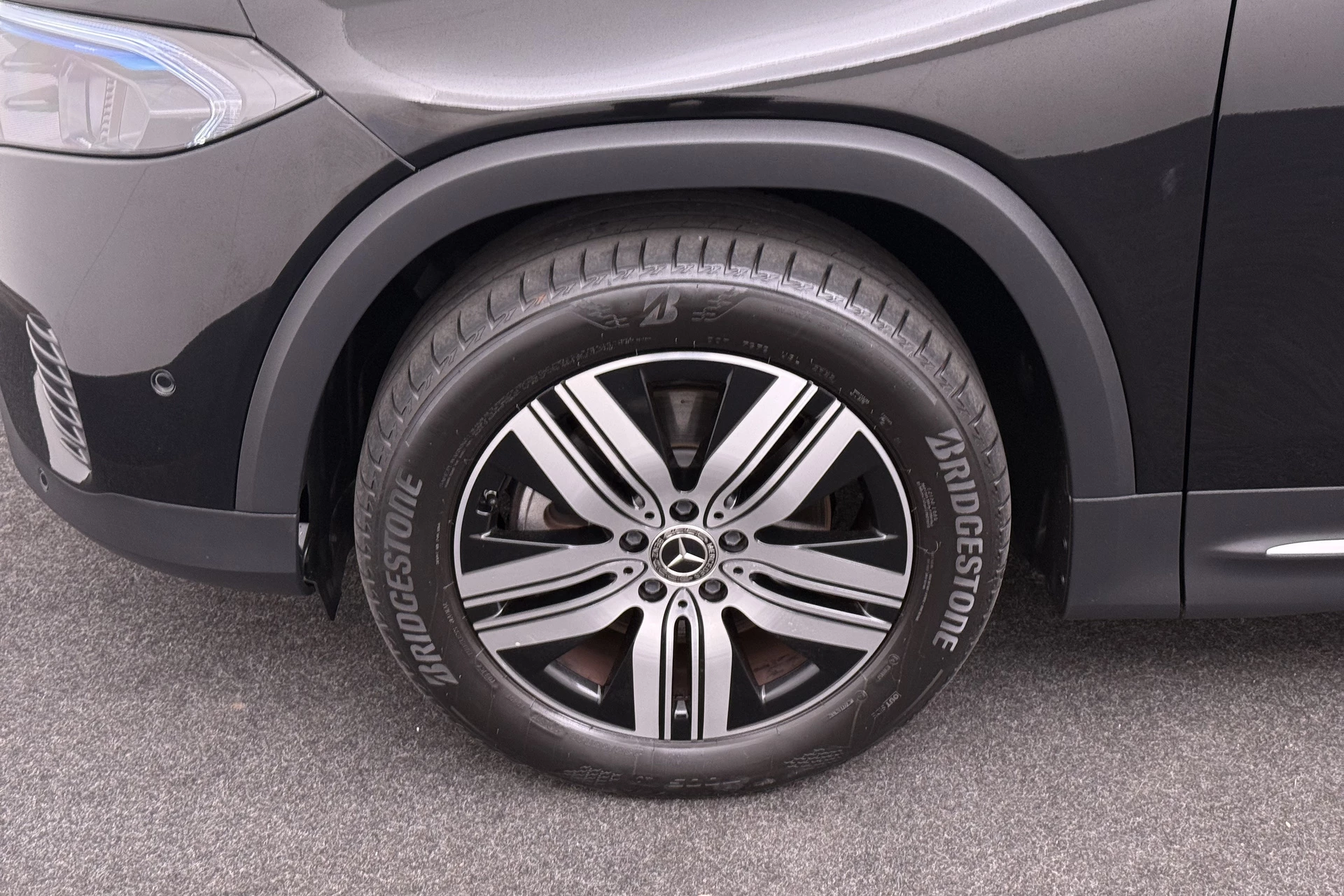 Hoofdafbeelding Mercedes-Benz EQB