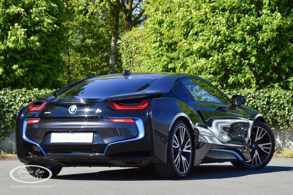 Hoofdafbeelding BMW i8