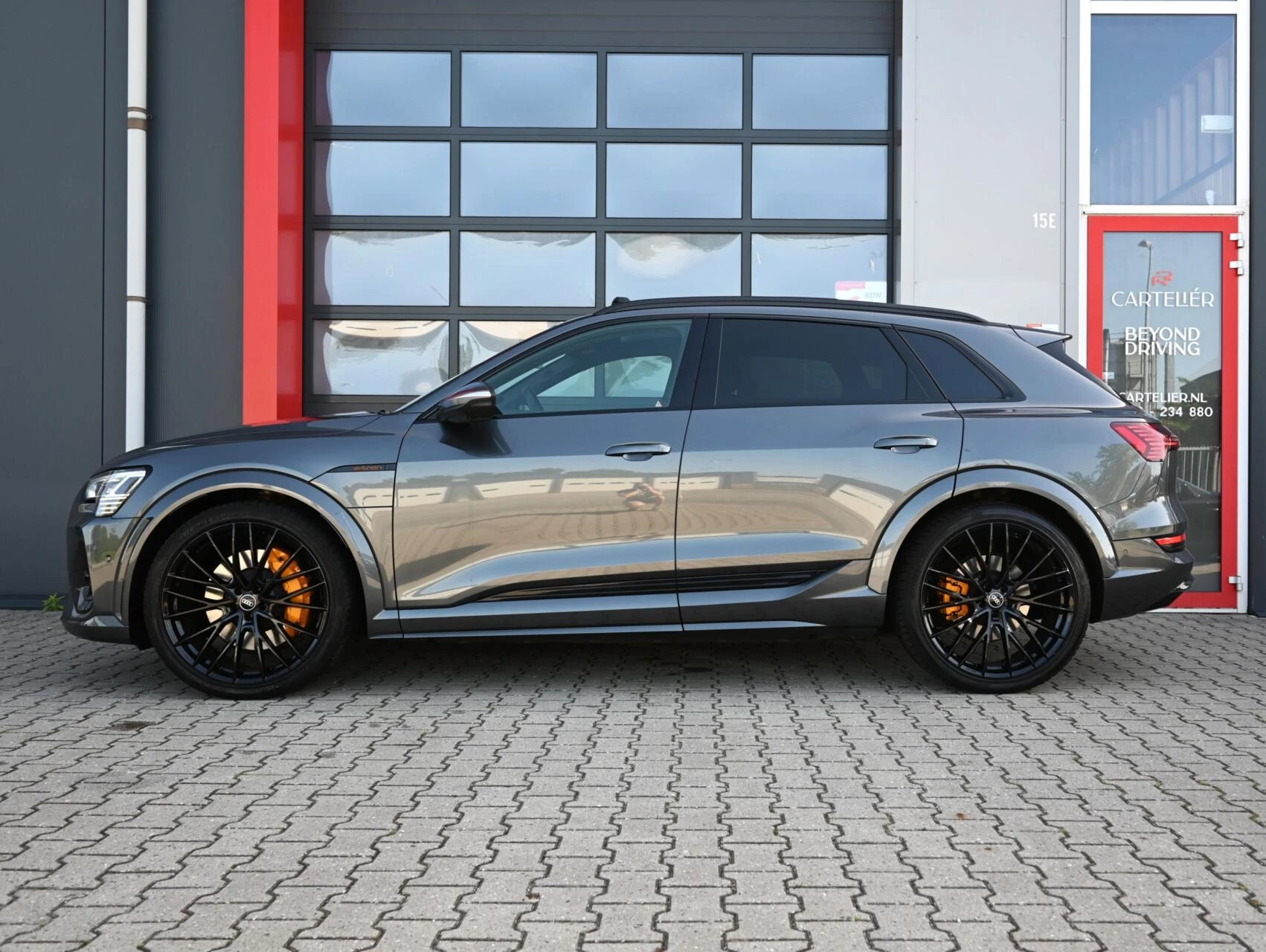 Hoofdafbeelding Audi e-tron
