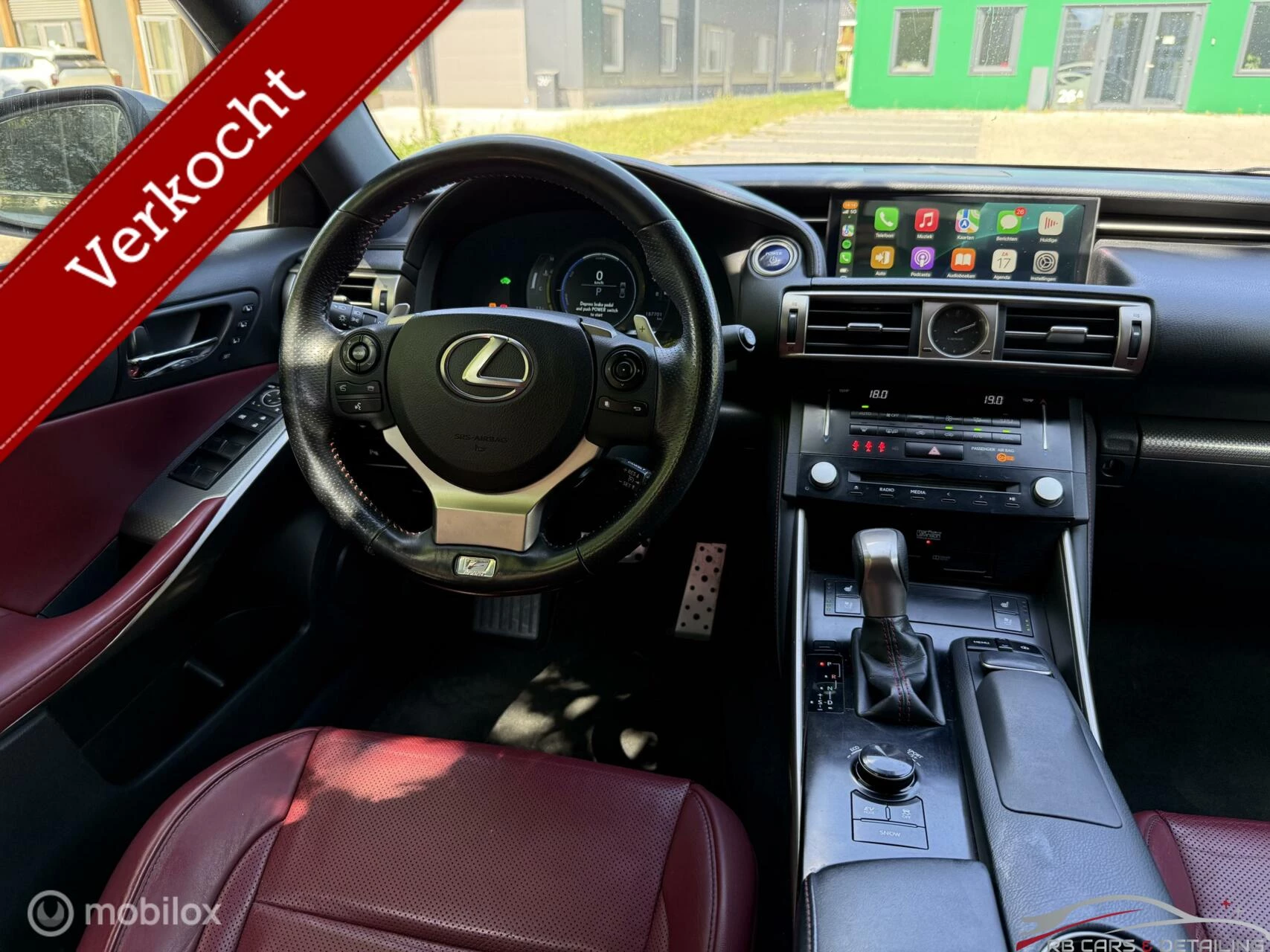 Hoofdafbeelding Lexus IS
