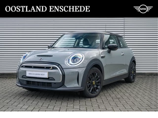 MINI Electric Classic Automaat / Panoramadak / Sportstoelen / LED / Airconditioning / Cruise Control / PDC