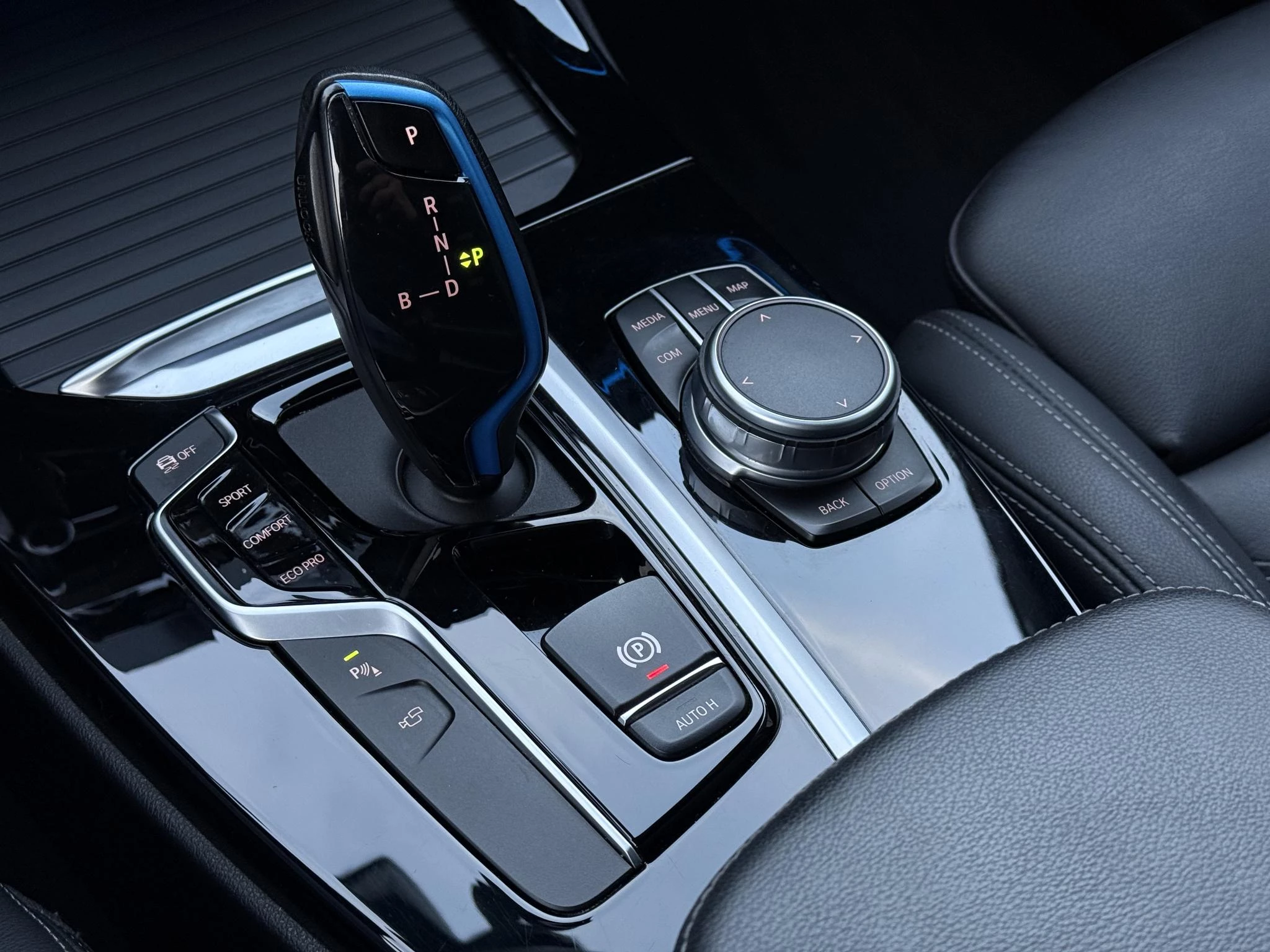 Hoofdafbeelding BMW iX3