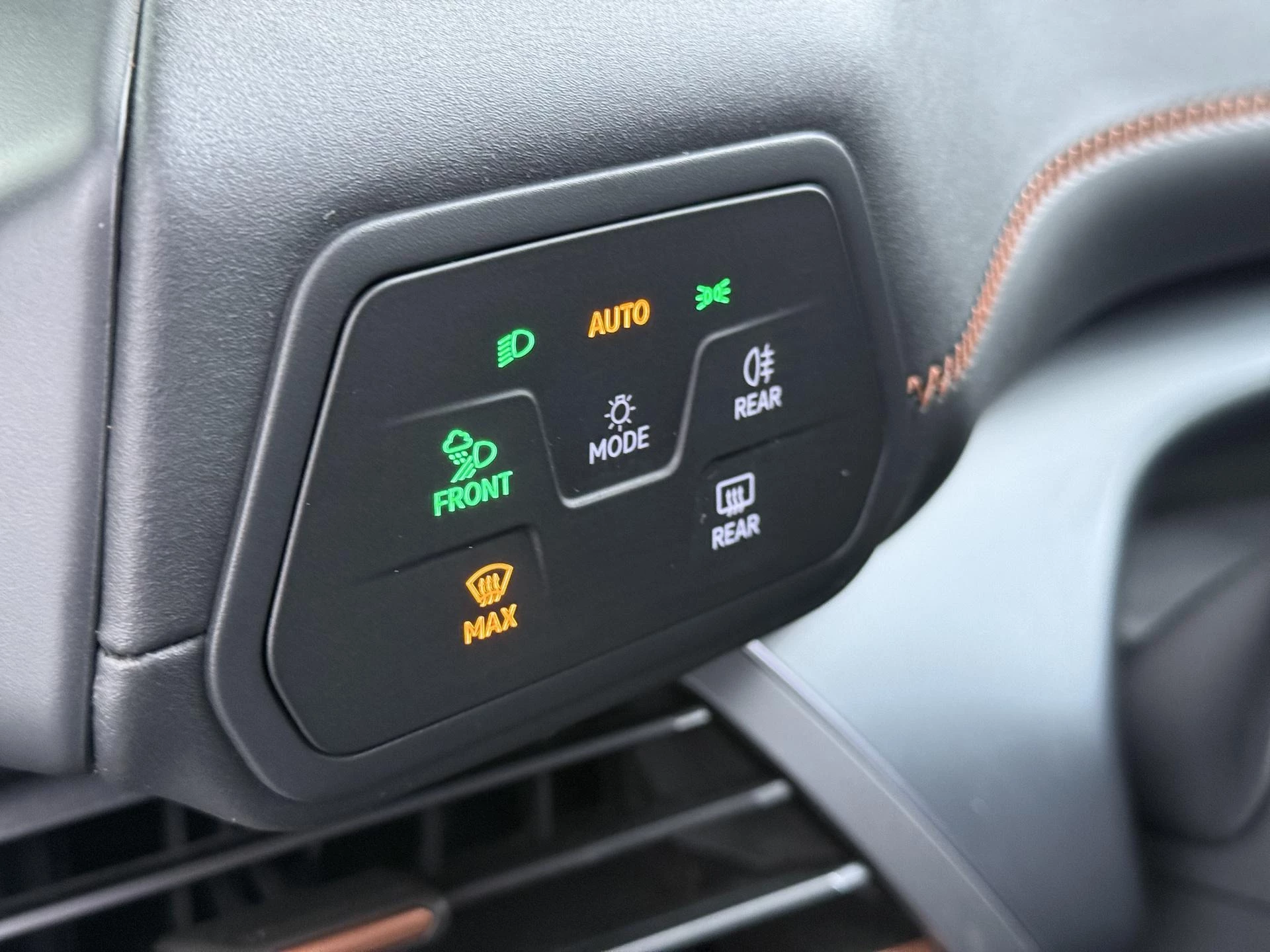 Hoofdafbeelding CUPRA Born