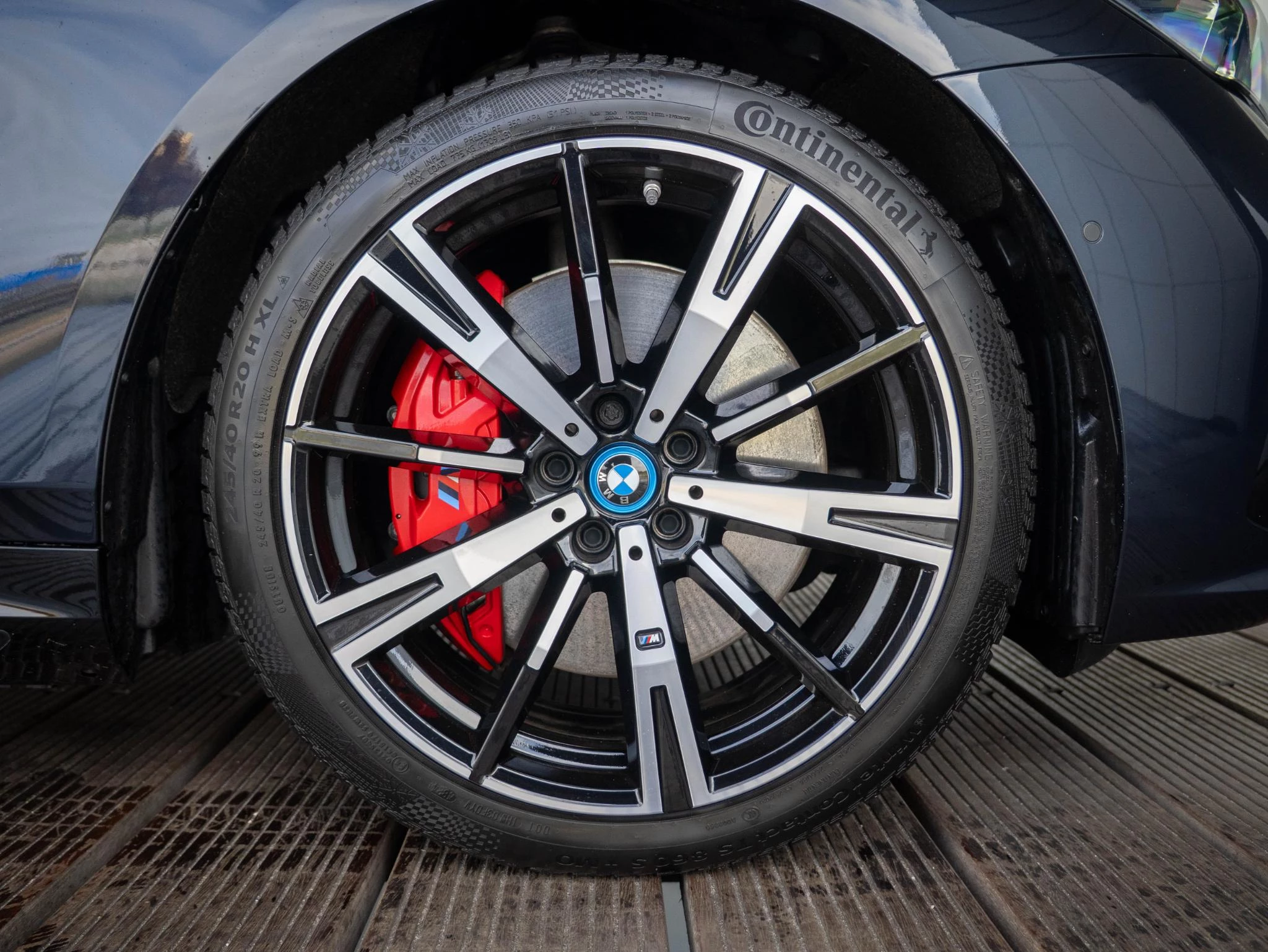 Hoofdafbeelding BMW i5