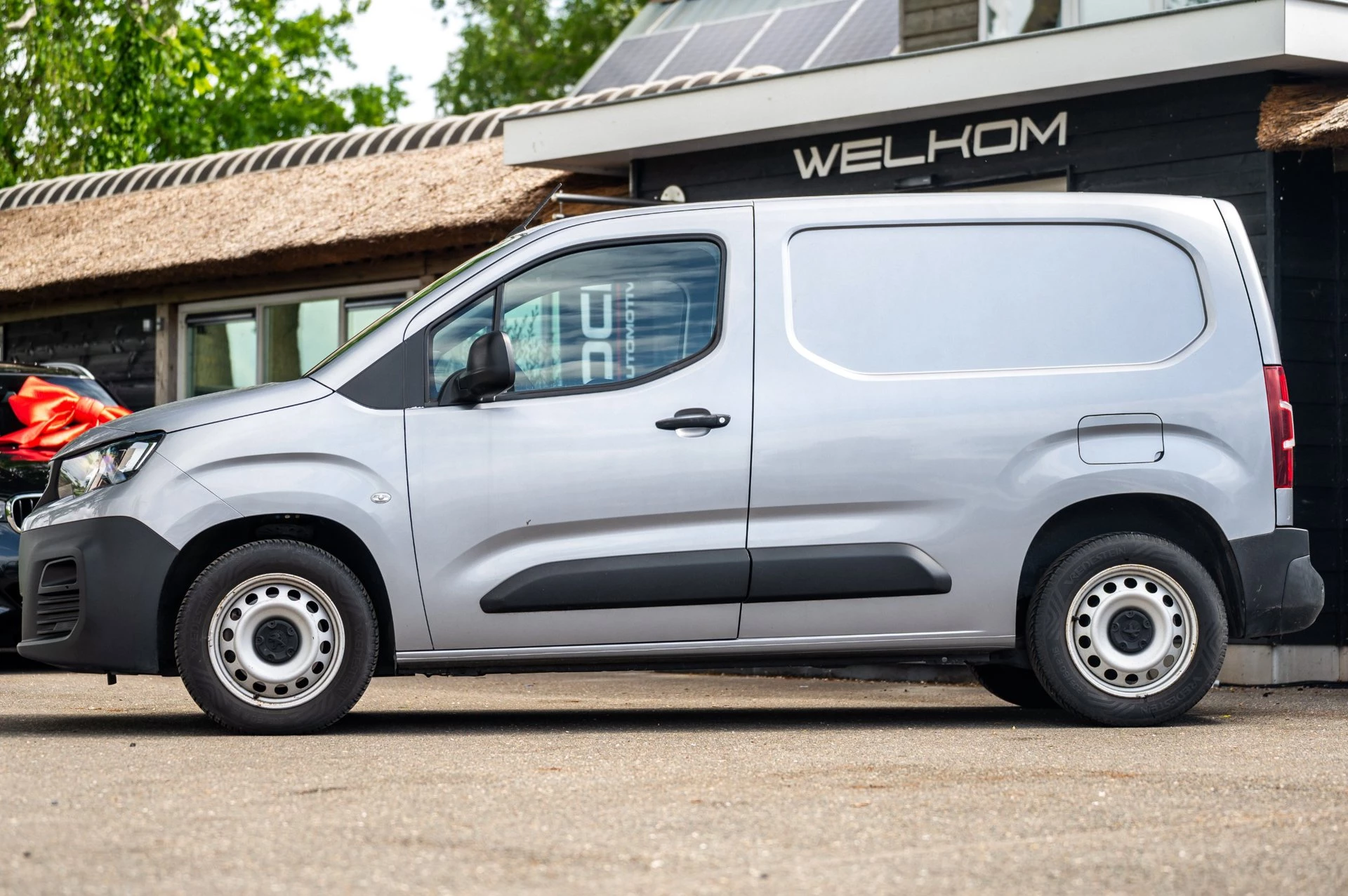 Hoofdafbeelding Peugeot Partner