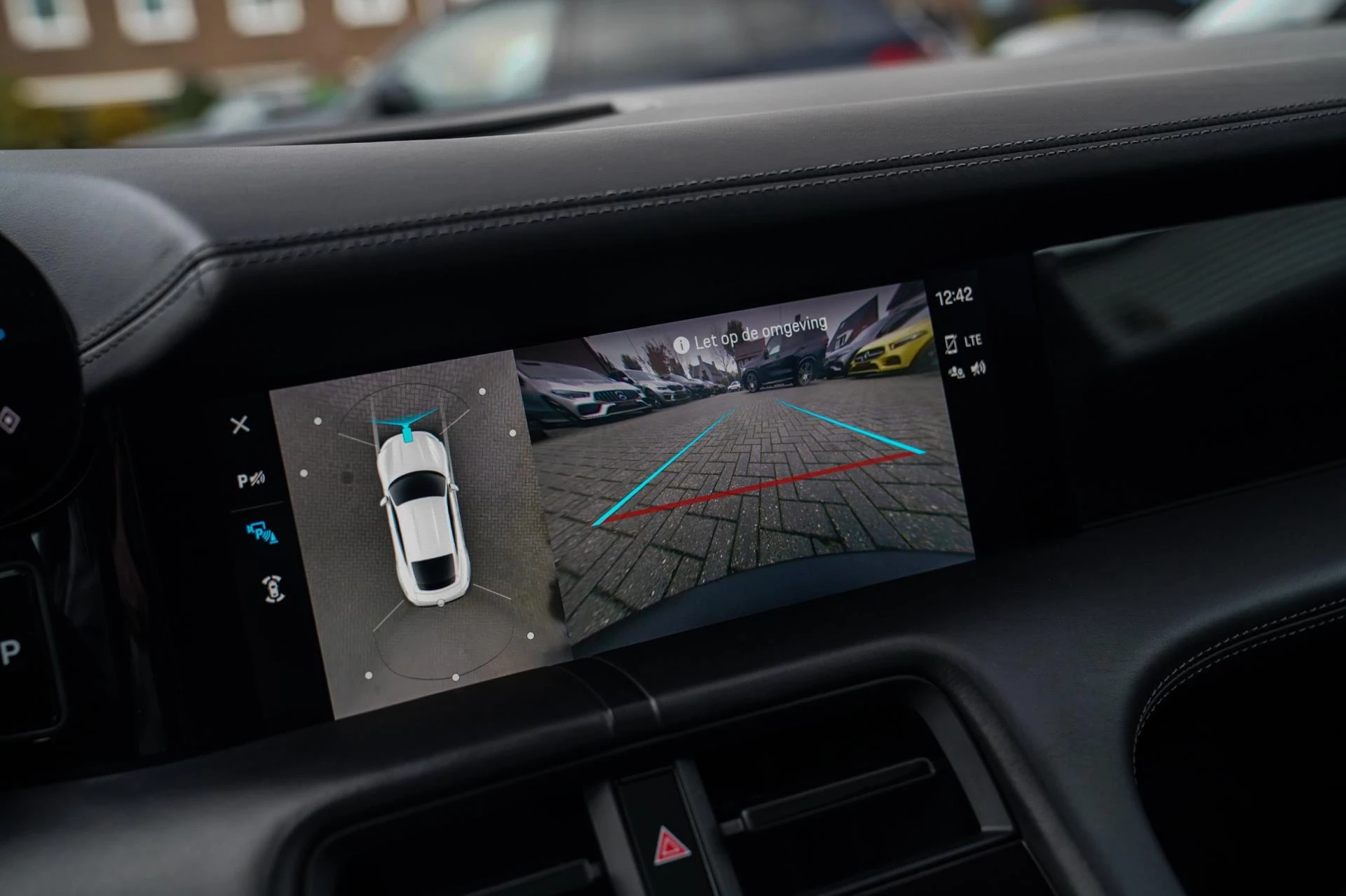 Hoofdafbeelding Porsche Taycan