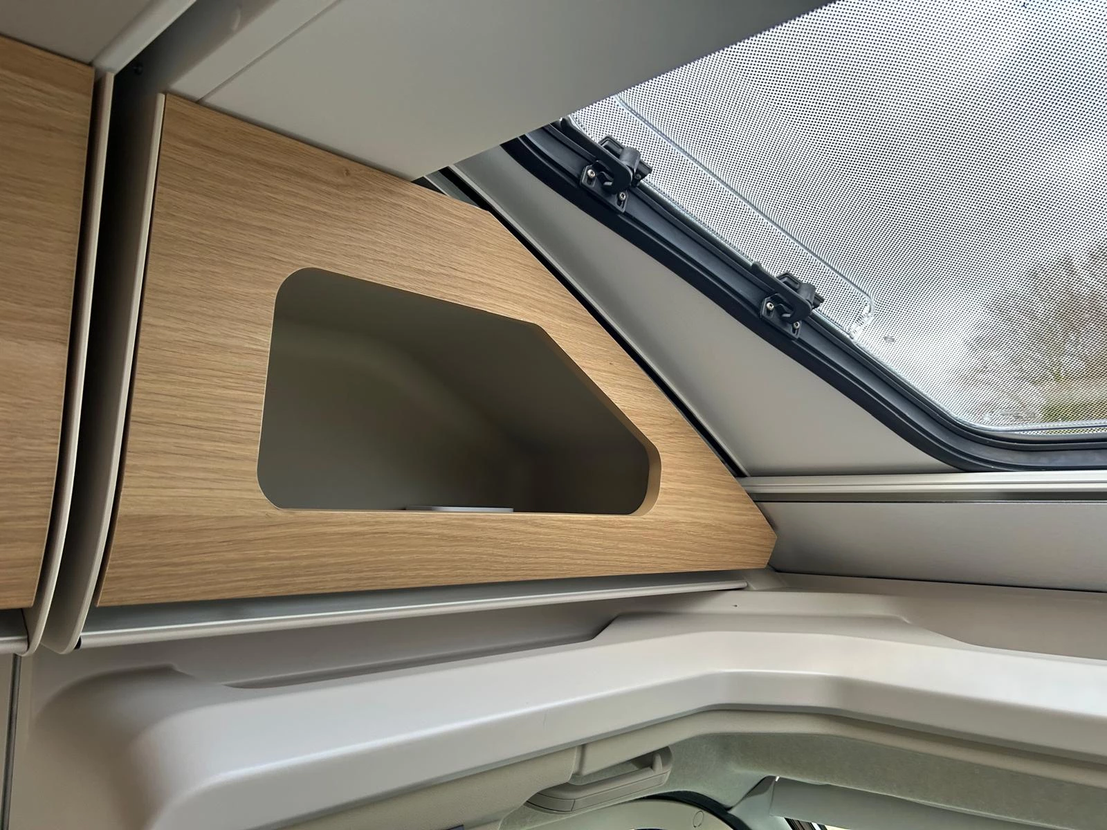 Hoofdafbeelding Adria MATRIX 670SL