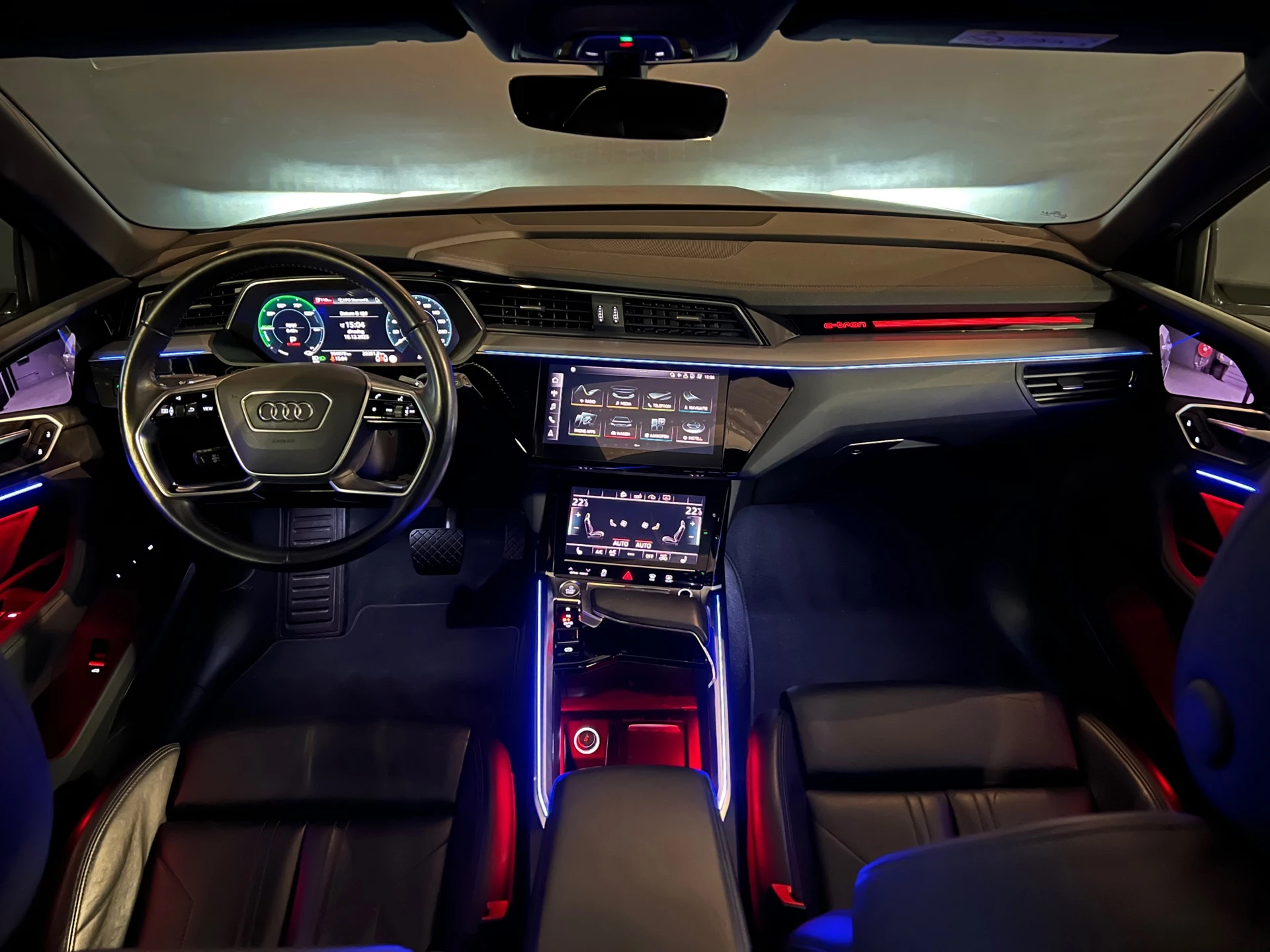 Hoofdafbeelding Audi e-tron