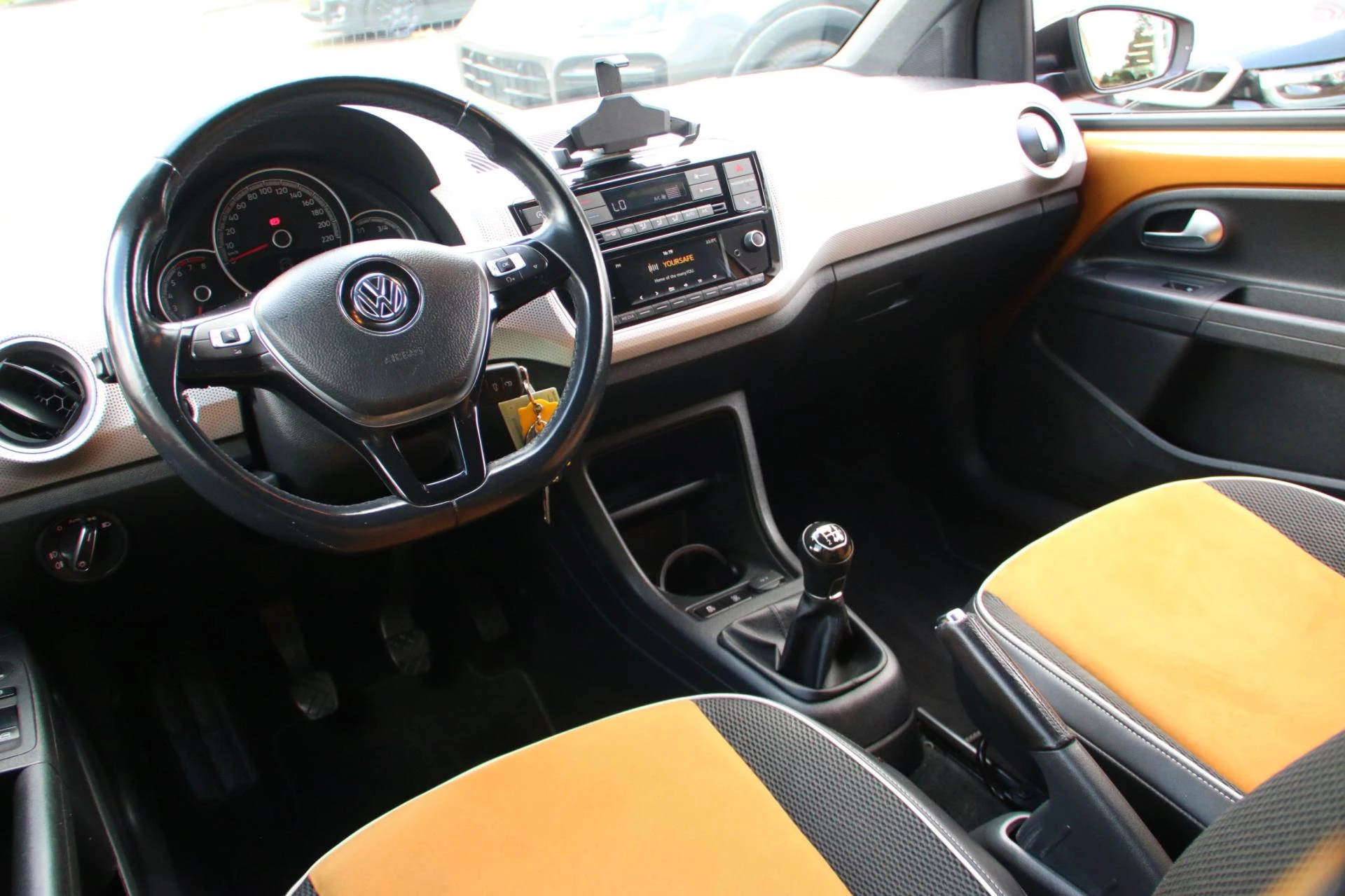 Hoofdafbeelding Volkswagen up!