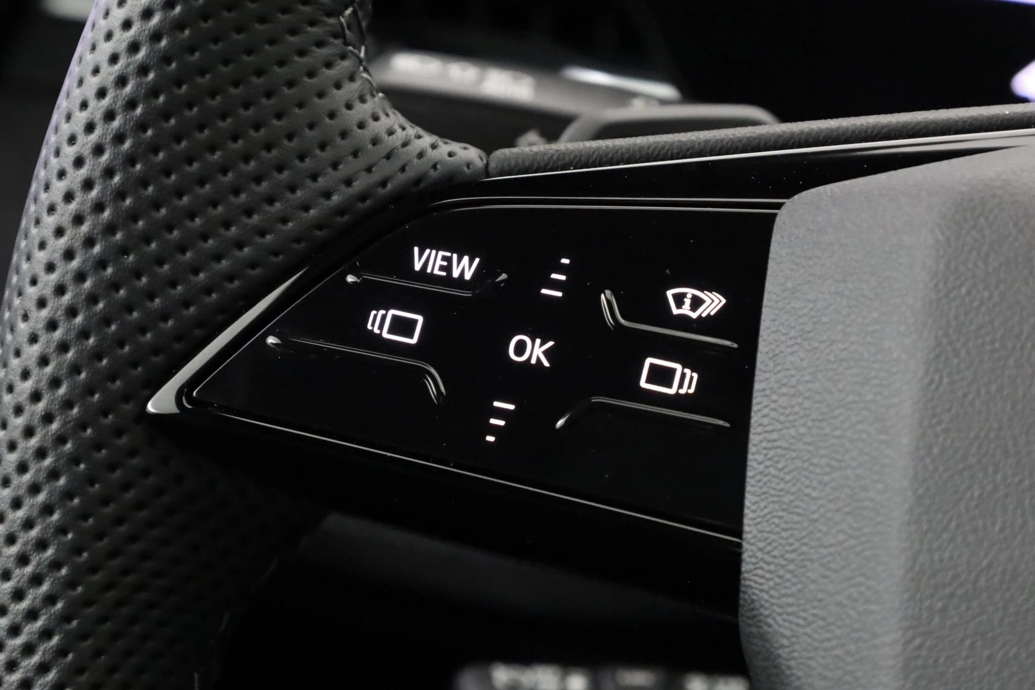 Hoofdafbeelding Audi A6 Avant e-tron