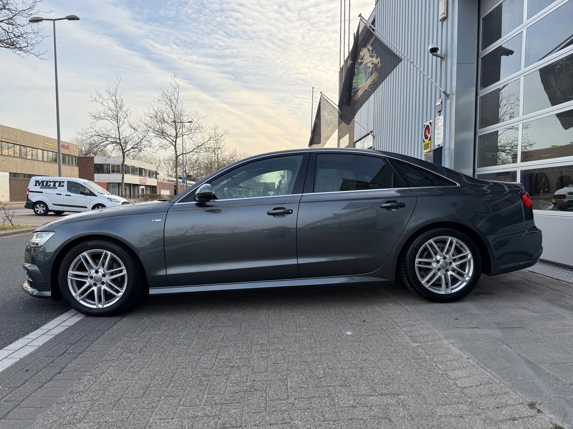 Hoofdafbeelding Audi A6
