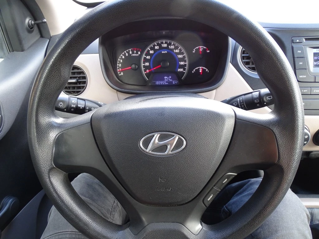 Hoofdafbeelding Hyundai i10