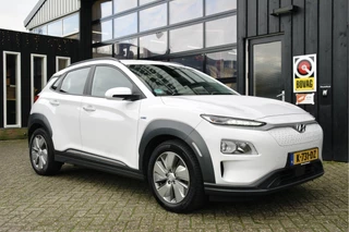 Hyundai Kona EV Comfort 64 kWh | NL-Auto | Adap.Cruise | Carplay | Camera